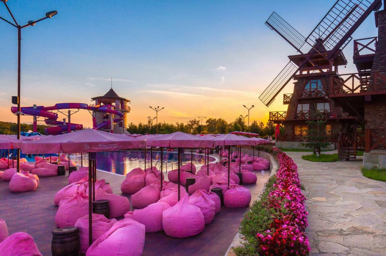 The Wind Mills Hydropark Hotel Gorna Malina Kültér fotó